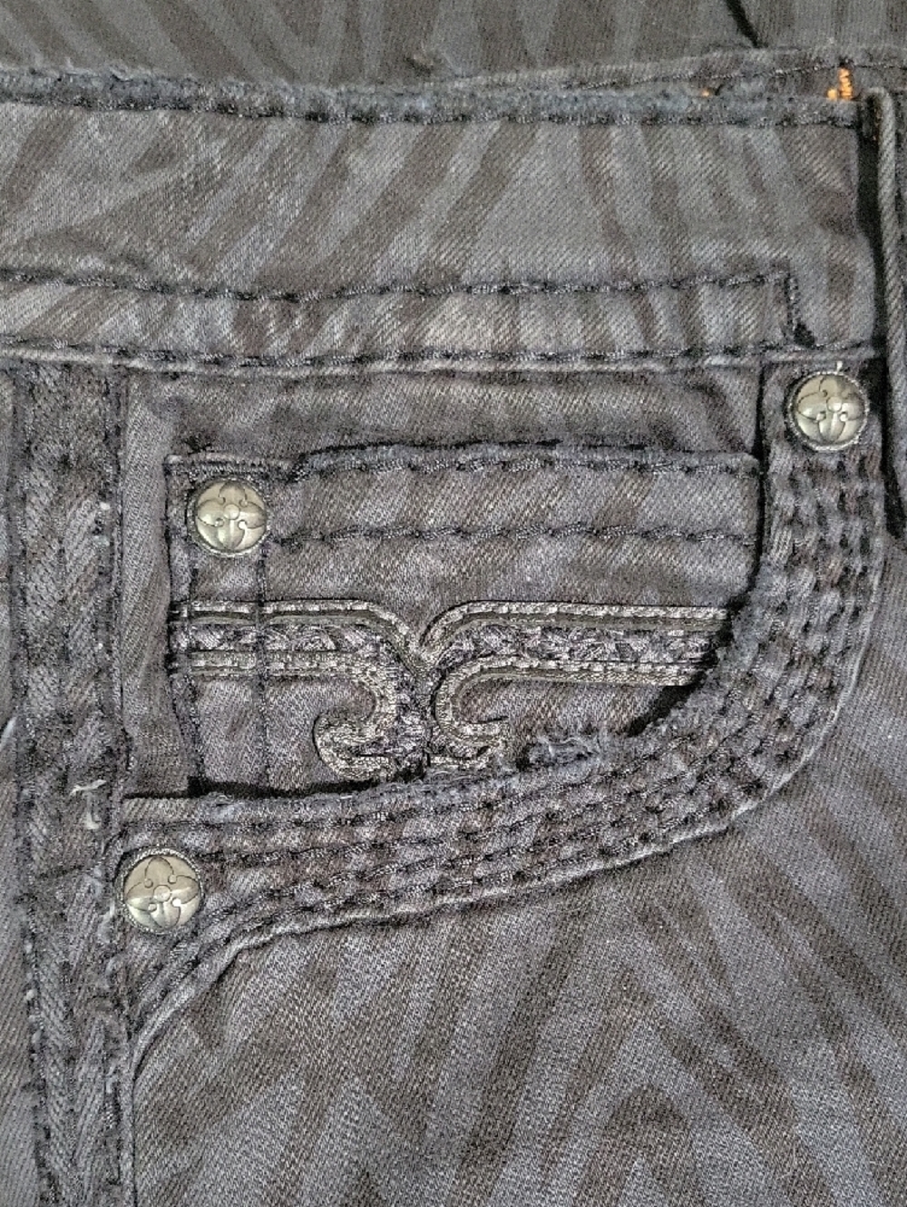 Distressed Rock Revival Sheffield Men’s Straight Jeans - Picture 9 of 9